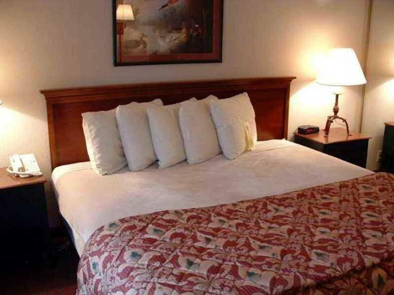 Homewood Suites By Hilton Richmond - West End / Innsbrook Broad Meadows Phòng bức ảnh